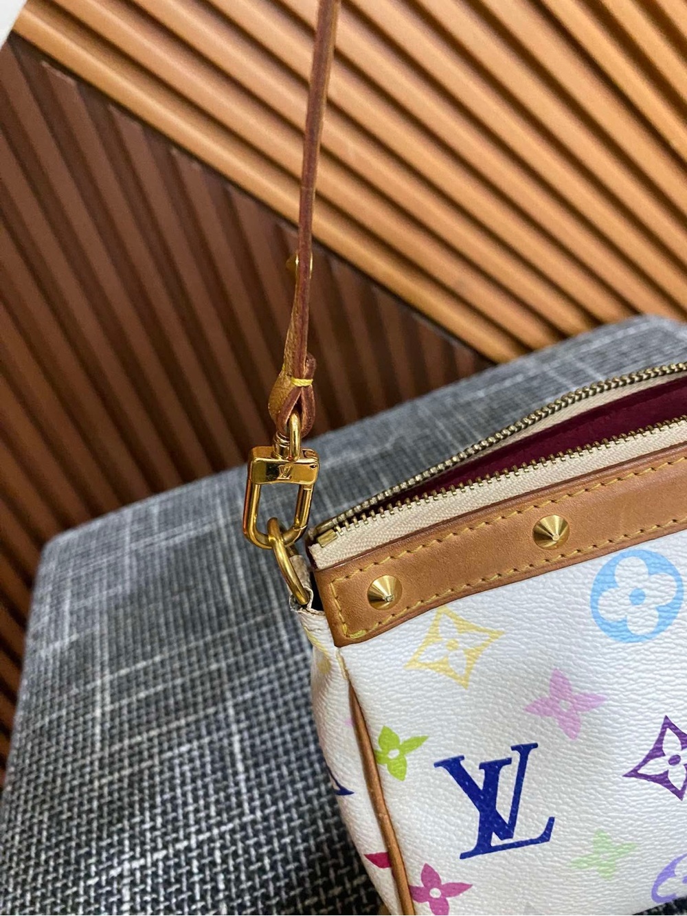 Louis Vuitton x Murakami Multicolor Pochette - Picture 7 of 16